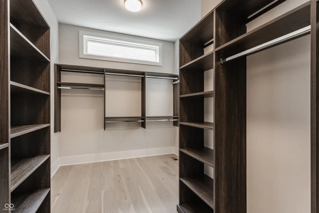 Holliday-Farms_Model_25